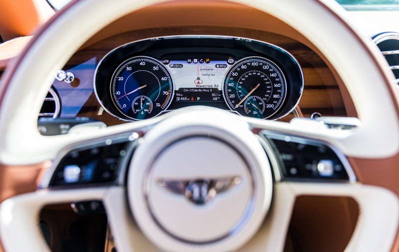 Illustration for article titled The 2019 Bentley Bentayga V8 Is the Most Opulent Way to Haul Your Stuff at 180 MPH